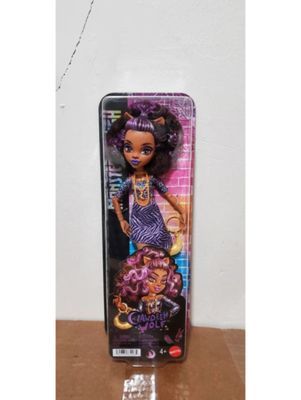 Monster High Clawdeen Wolf Budget Fashion Doll T460HNF2